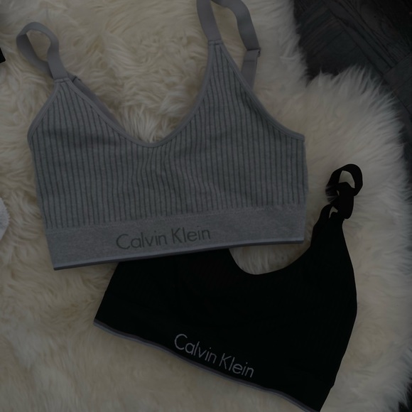 Bags of Clothing - Women’s Size S (NAME BRANDS) - Picture 3 of 9